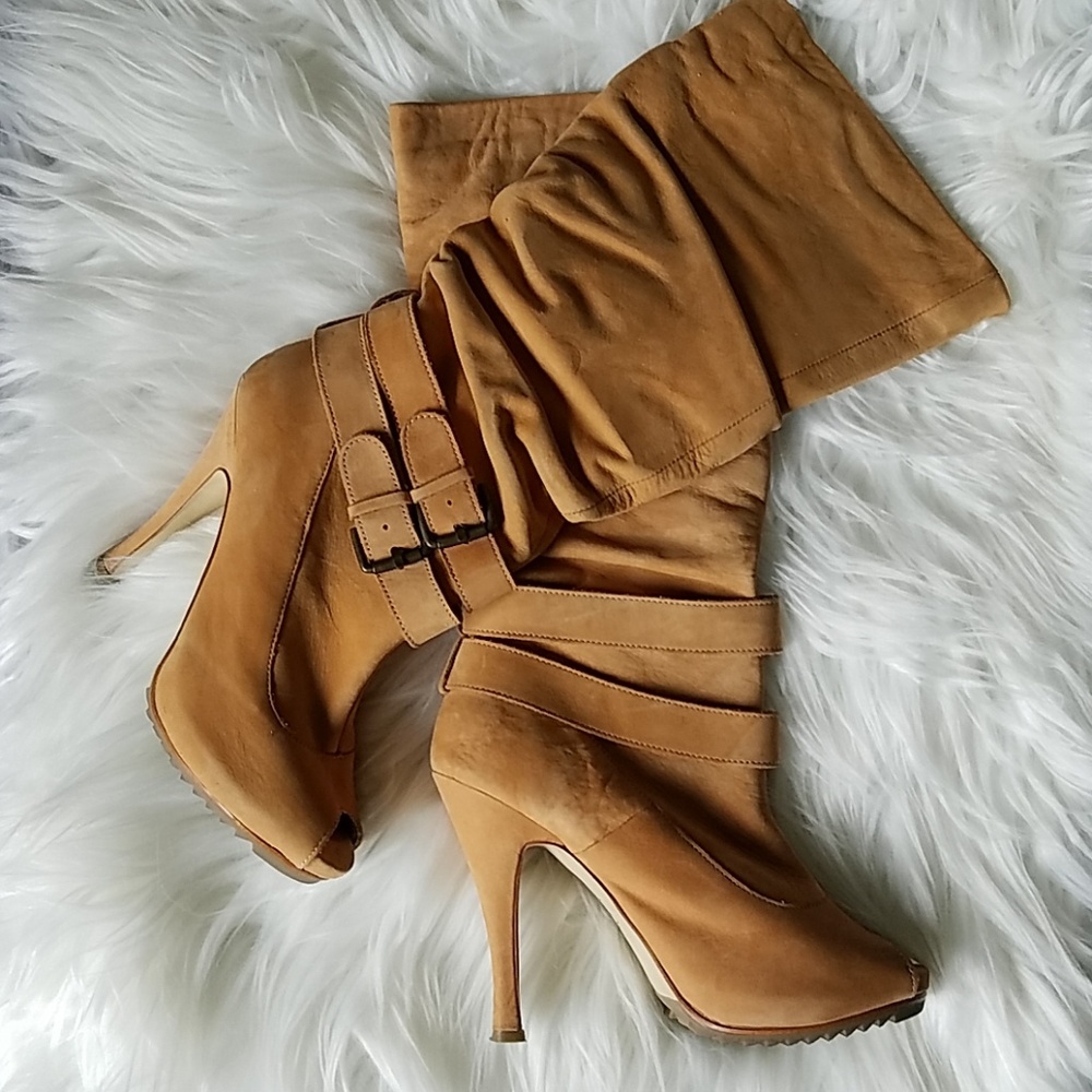 Zig Soho Scope Boots size 7